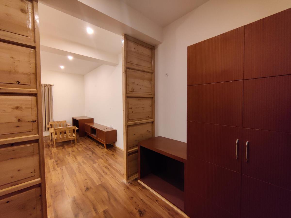 Готель Rock Castle Residency Лех Екстер'єр фото
