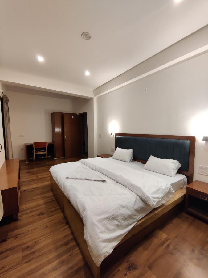Готель Rock Castle Residency Лех Екстер'єр фото